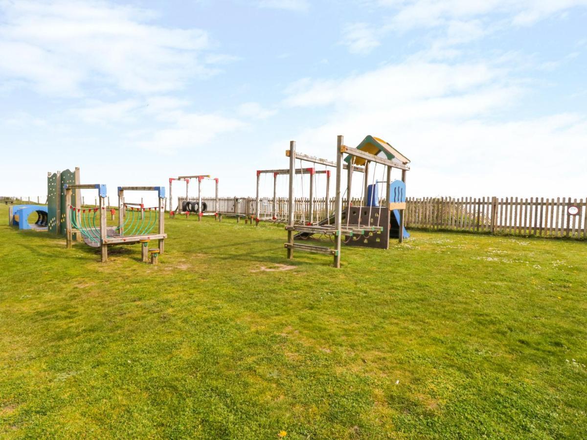 ローストフト 91 Waterside Parkヴィラ エクステリア 写真